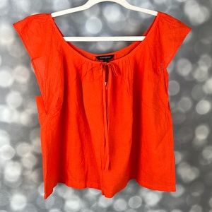 NWT Banana Republic womens bright orange linen blend top. Size Medium